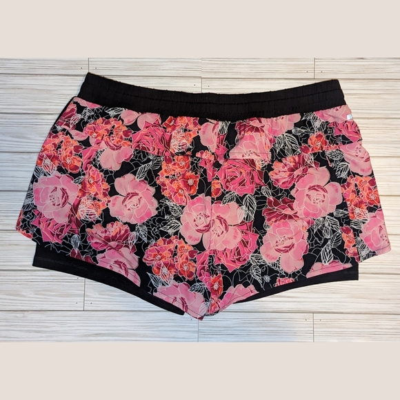 Daskin XL athletic shorts - Picture 2 of 3